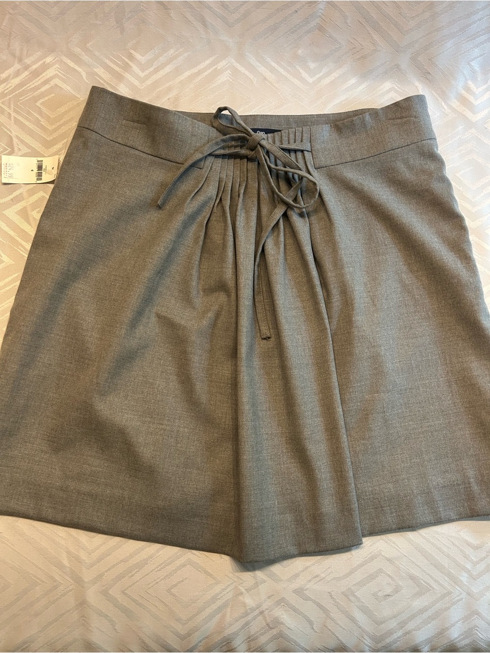 GAP Skirt NWT